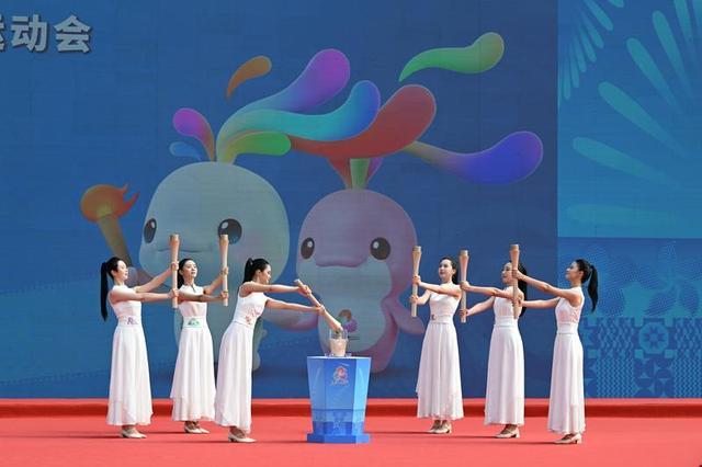 1522米深海燃冰成炬 十五运会与残特奥会火种采集盛典