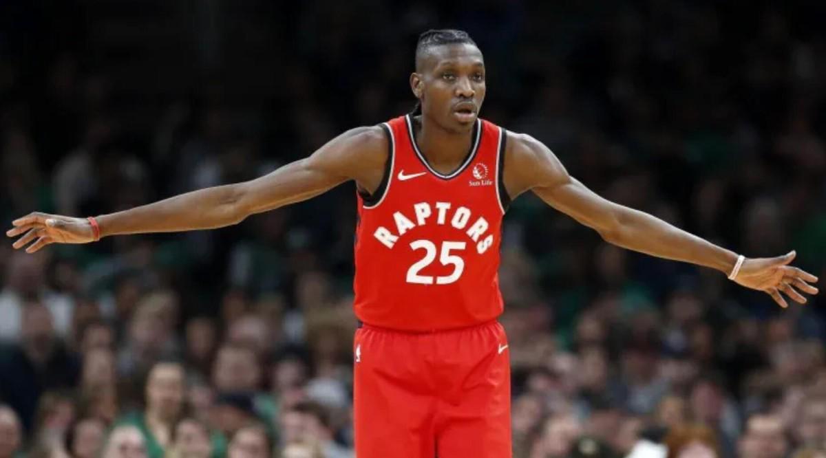 24岁落选NBA，26岁横扫MVP+DPOY+总冠军，逆袭人生堪称典范