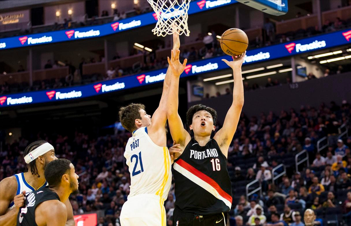 杨瀚森NBA首秀问题剖析：队媒直指要害，姚明支招破局