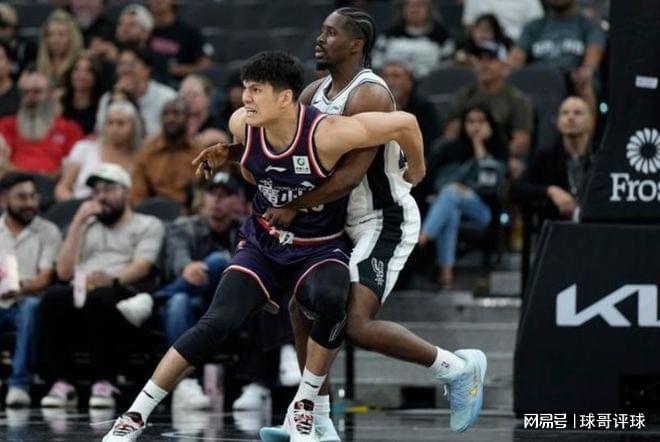 NBA季前赛快船狂胜广州队 142-95碾压式胜利