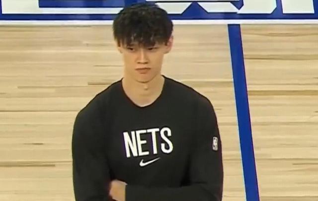 曾凡博第二节替补登场 开启篮网生涯首秀