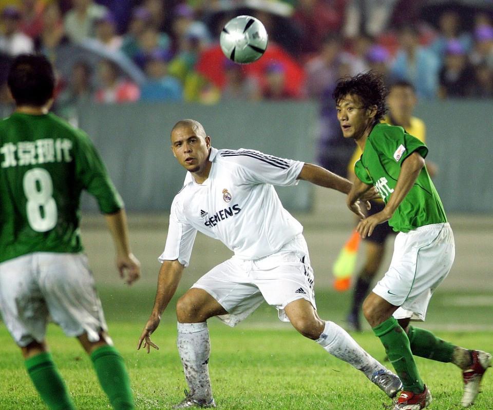 西甲历史最佳外援6人名单揭晓：梅西C罗领衔，大罗等巨星落选引争议