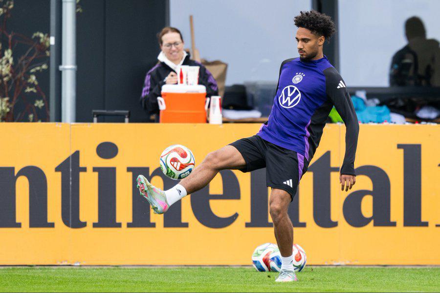 热刺关注布伦特福德前锋沙德，或明夏展开转会行动