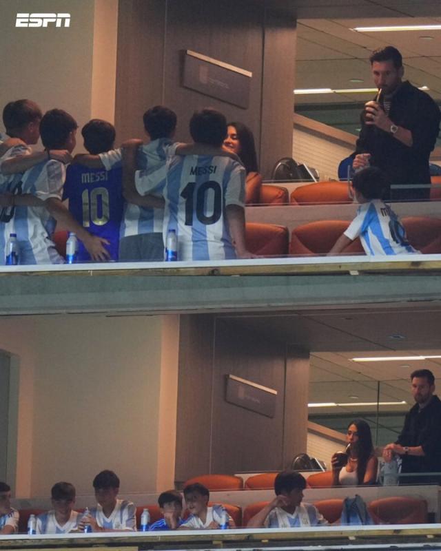 友谊赛战报：梅西看台观战 阿根廷对阵委内瑞拉