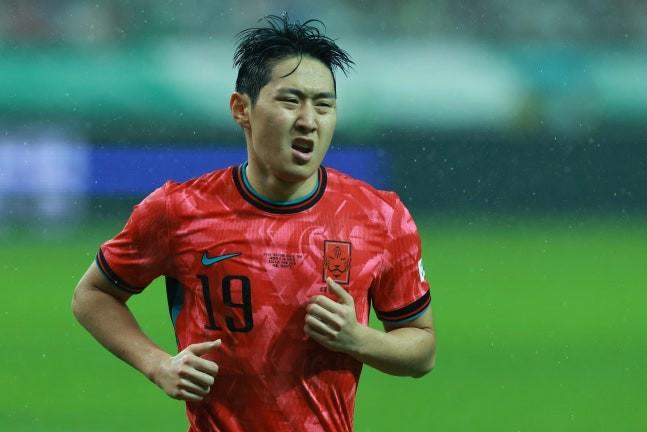 李刚仁谈韩国0-5负巴西：表现不佳应受批评，比赛有益提升