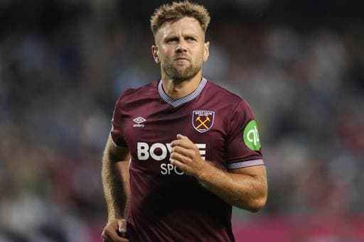 纳帅确认：菲尔克鲁格训练中大腿肌肉撕裂，预计缺阵数周