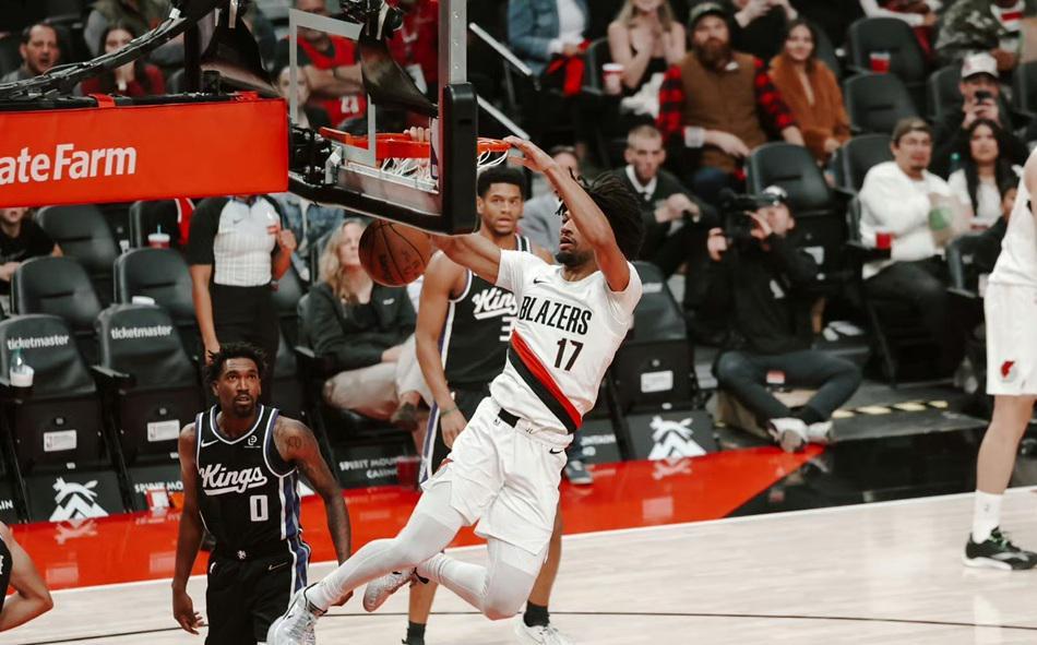 杨瀚森狂砍16分！开拓者1分险胜国王，官推狂赞引爆热议