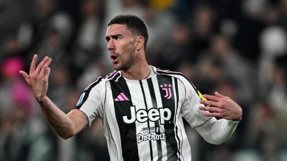 意媒曝弗拉霍维奇转会动向：聚焦英超，切尔西热刺成热门下家