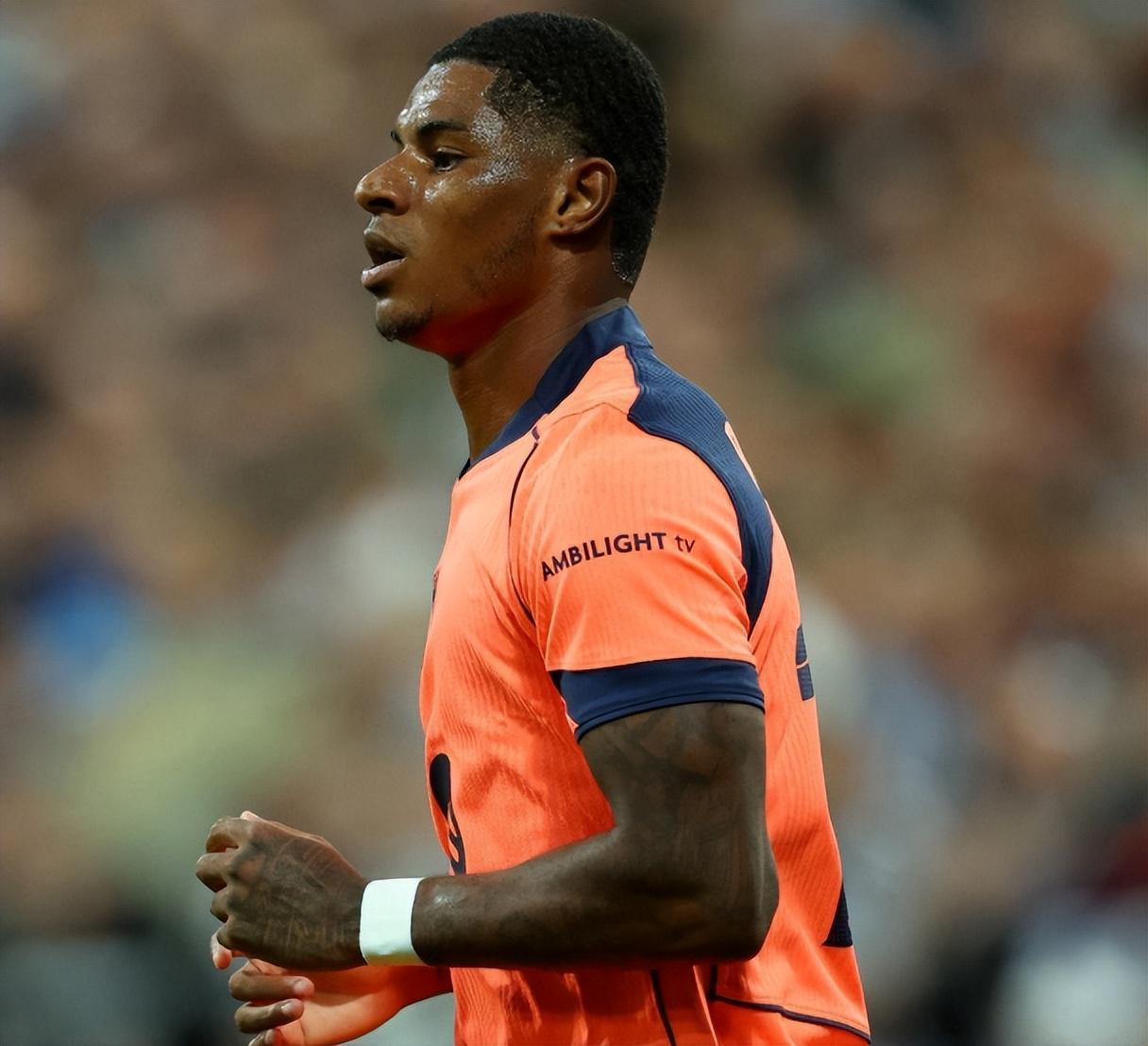 巴萨2600万镑买断拉什福德遭拒？球迷怒批：太抠门！