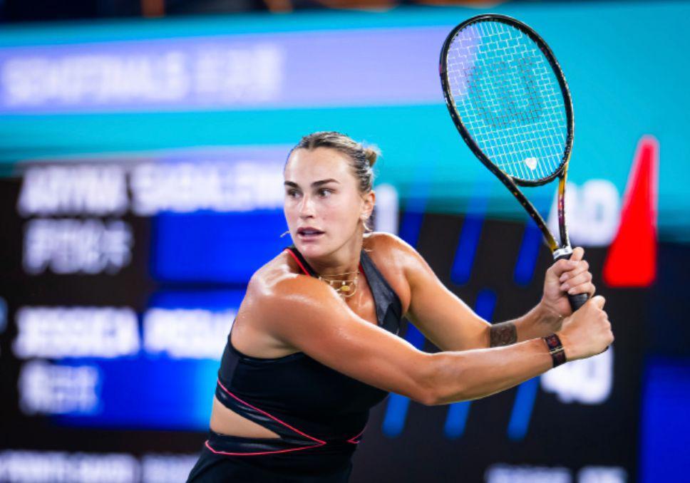 武网惊天逆转！萨巴伦卡20连胜告终 佩古拉决胜盘7-2抢七晋级