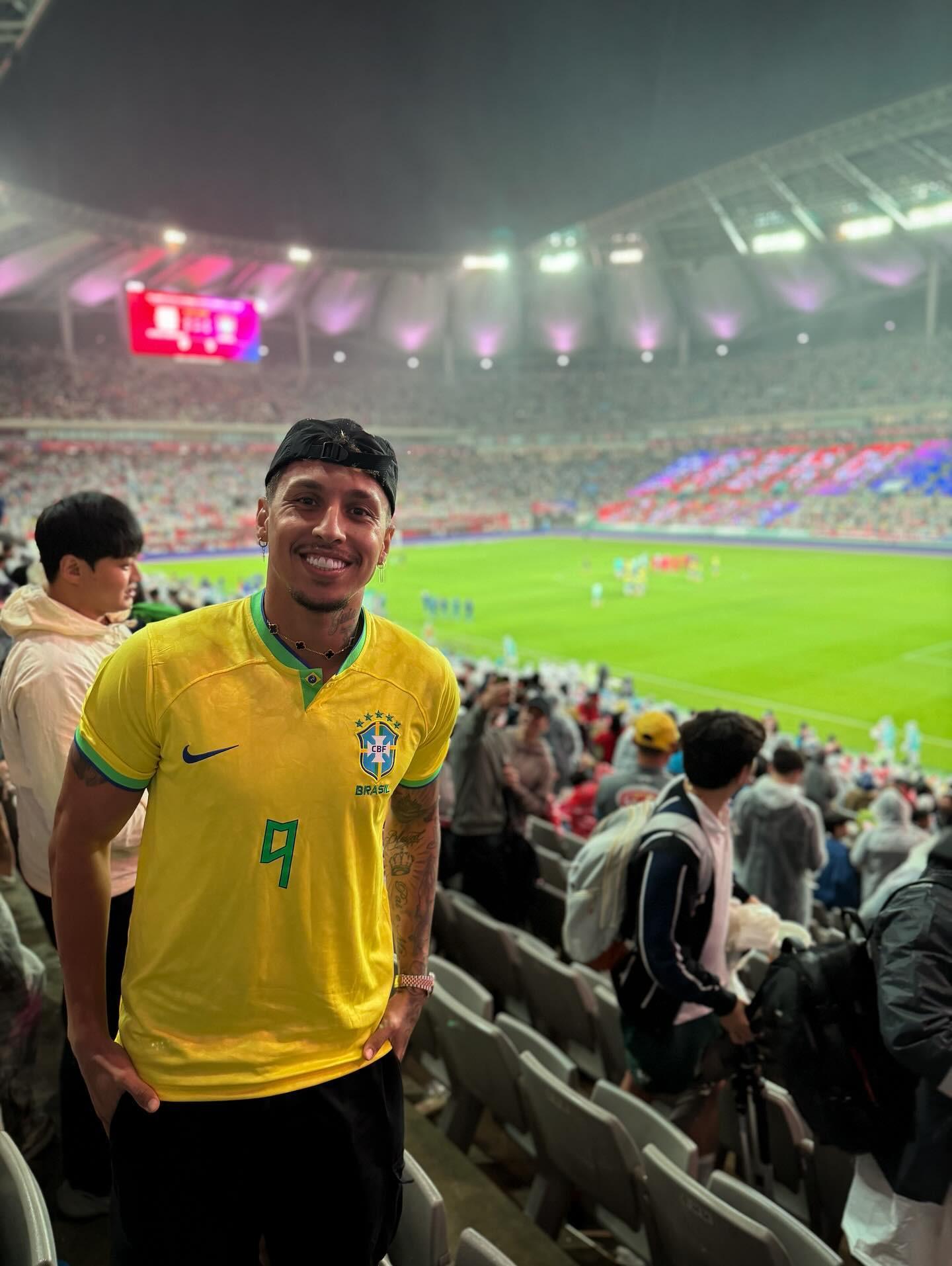 克雷桑赴韩观赛：巴西籍球员现场助阵巴西vs韩国大战