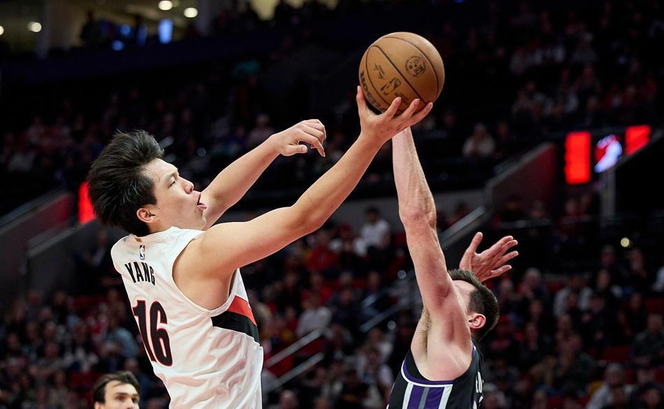 杨瀚森2天蜕变揭秘：从低迷到惊艳，信念与心态成关键