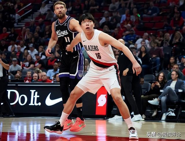 杨瀚森NBA季前赛爆发引热议，热搜第二彰显实力