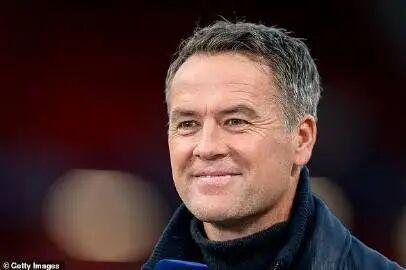 欧文观点：曼联困境不能全归咎于三后卫阵型