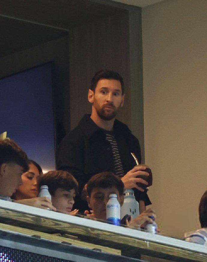 阿根廷1-0险胜委内瑞拉：恩佐中场掌控力突出，劳塔罗效率待提升