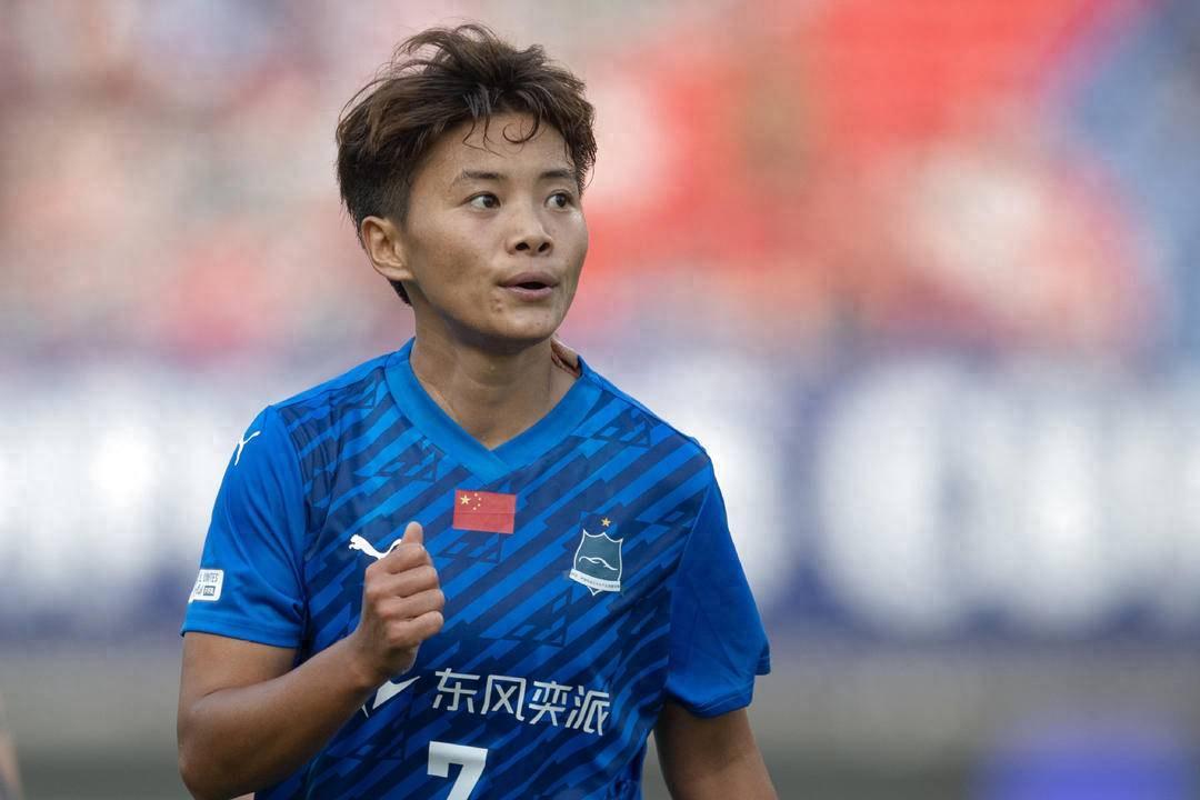 亚足联颁奖盛典16日启幕，王霜冲击亚洲足球小姐桂冠