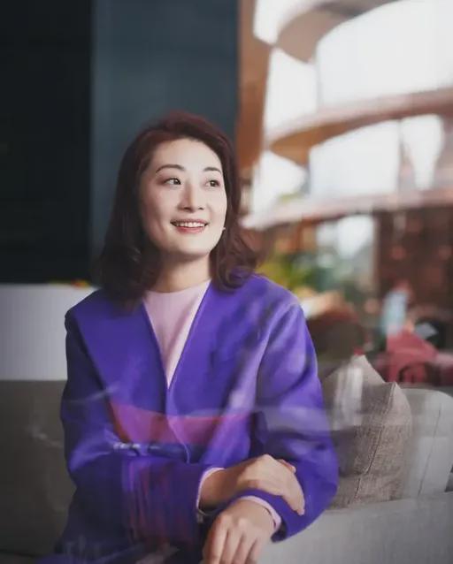 31岁许思敏接任娃哈哈总经理，宗家三叔携新品牌入局竞争