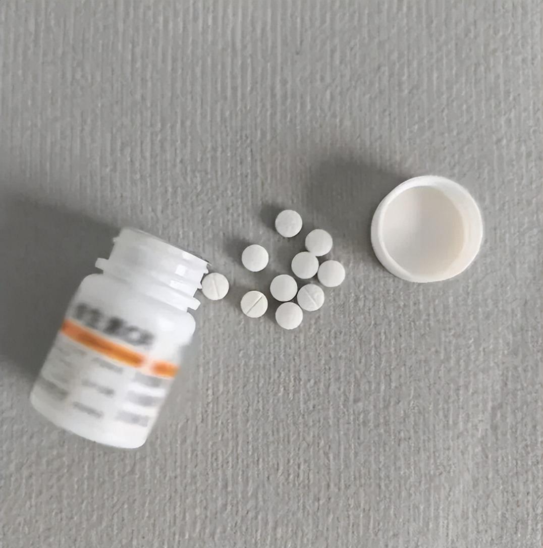 2元维C片隐藏的8大神奇妙用，解决生活难题超省钱