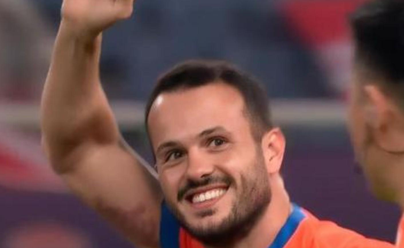 鲁媒：山东泰山外援瓦科续约遇阻，细节谈判仍在进行