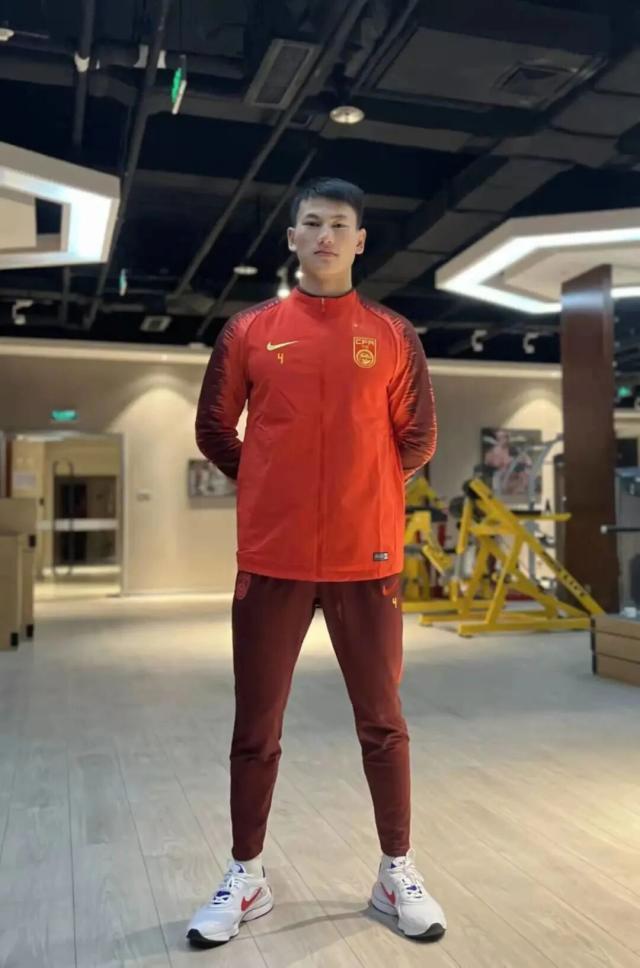 郴州湘超惊现国脚！王博帽子戏法助队取胜引热议