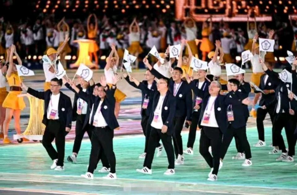 印度亚锦赛已撤下错误旗帜！亚乒联+主办方未道歉，网友强烈不满