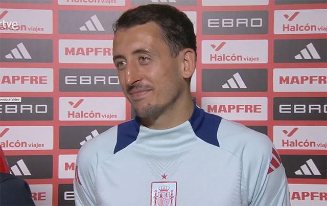 奥亚萨瓦尔谈西班牙队：团队团结是我们的最大优势