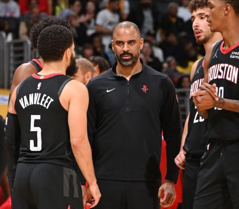 火箭队季前赛变阵：谢泼德或退居替补，乌度卡调整轮换阵容