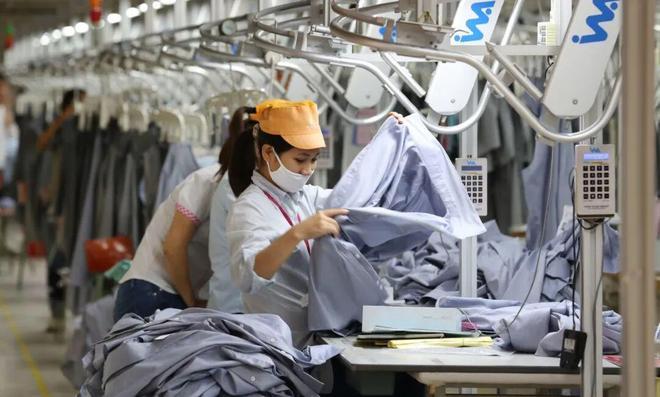 外资撤离、订单锐减，中国世界工厂地位面临挑战？