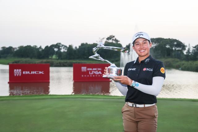 吉诺-提提库加冕2025别克LPGA锦标赛冠军