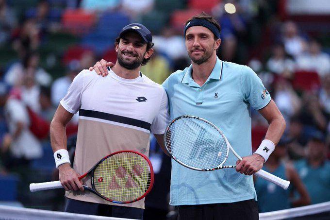 ATP上海大师赛黑马对决：瓦舍罗2-1逆转表哥首夺巡回赛冠军