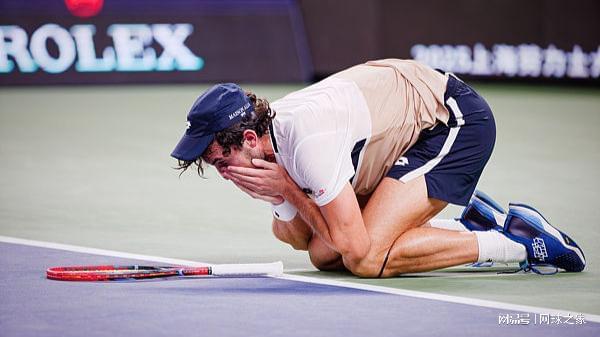 上海大师赛落幕后续：决赛阵容冷门致票房遇冷，海报设计引热议