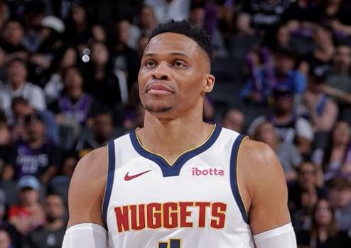 名记爆料：威少无意海外联赛，全力争取NBA新合同