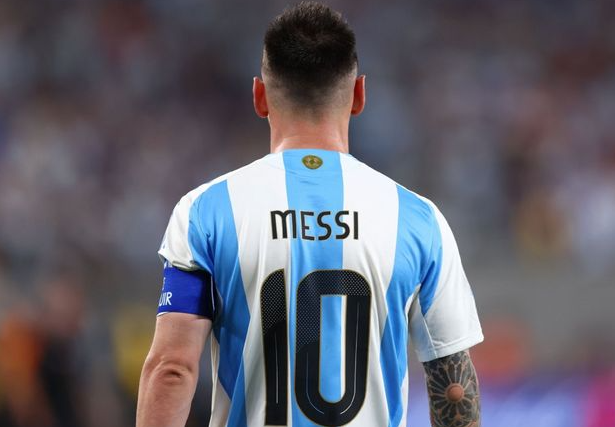 梅西火速回归！阿根廷队训练场再现球王身影