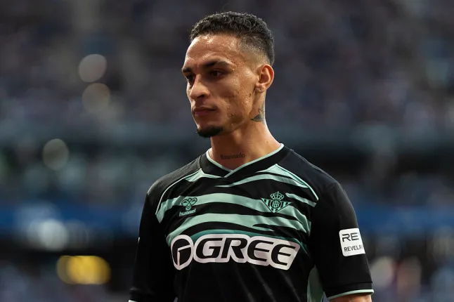 安东尼转会贝蒂斯前，库尼亚曾力劝其留守曼联