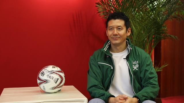 职超形象代言人杨晨：从职工足球到德甲，足球情怀的传承