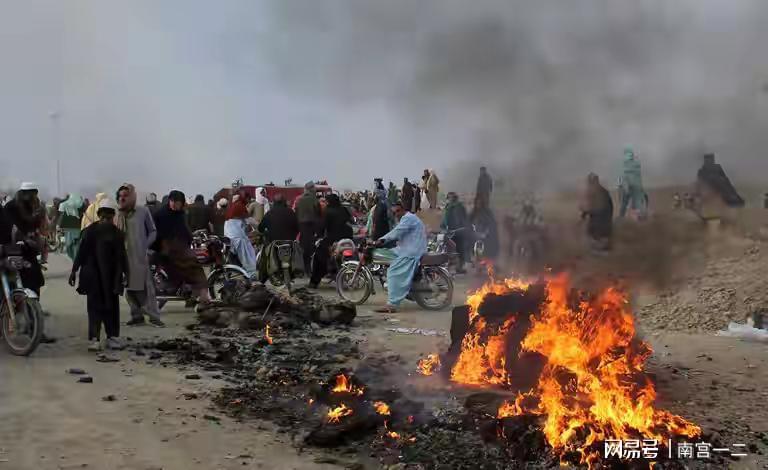 巴基斯坦边境冲突升级：超500人死亡，核武议题引发国际关注