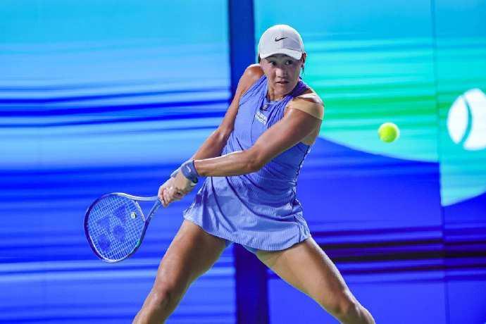 王曦雨宁波网球赛首轮遭逆转 施奈德两盘胜出晋级