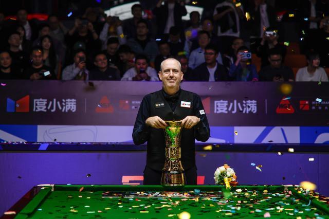 50岁创历史！马克·威廉姆斯问鼎西安斯诺克大奖赛