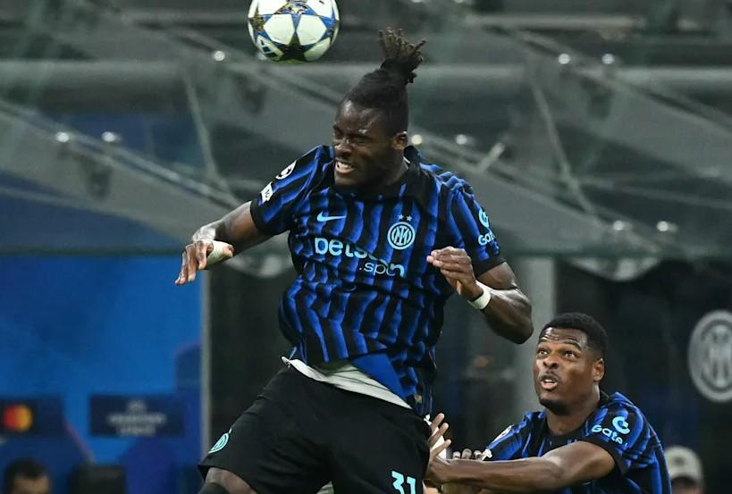 法兰克福冬窗引援瞄准国米后卫比塞克，转会传闻再起