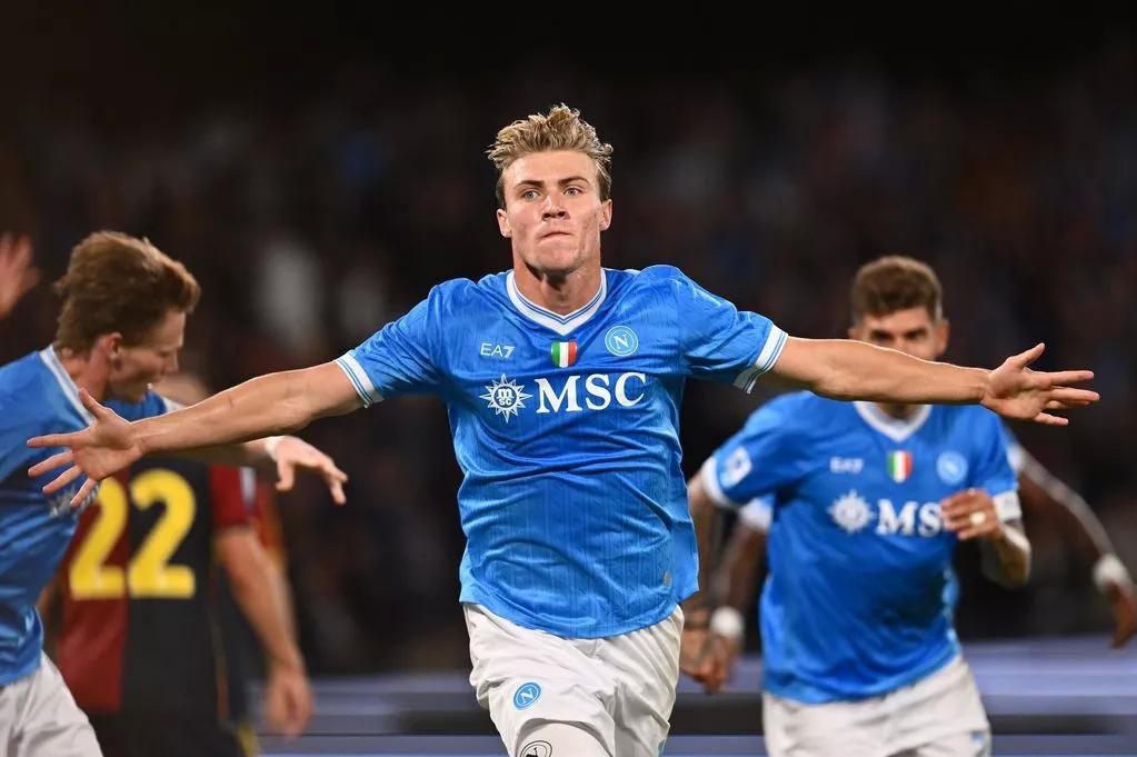 伊萨克森盛赞：霍伊伦成意甲最优秀球员之一