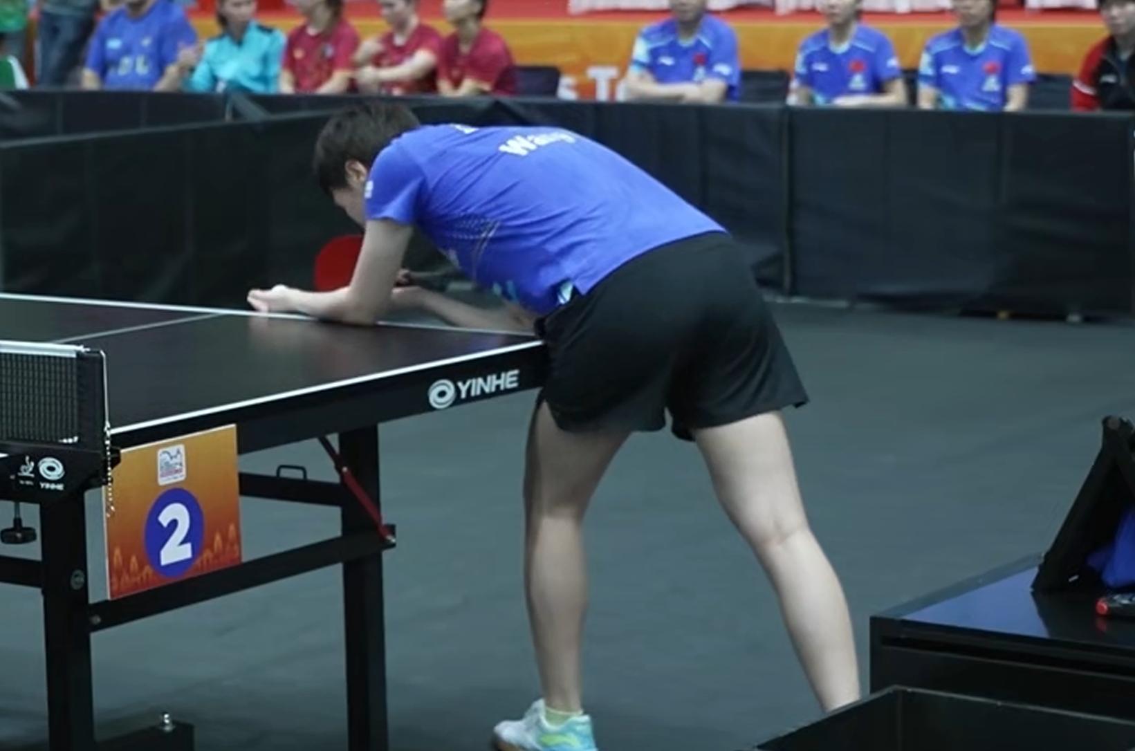 王曼昱3-0横扫帕拉南！国乒女团1-0领先泰国，全场压制尽显实力