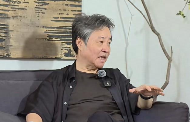 余华自曝NBA球星偏好：詹姆斯铁粉，库里革新篮球打法