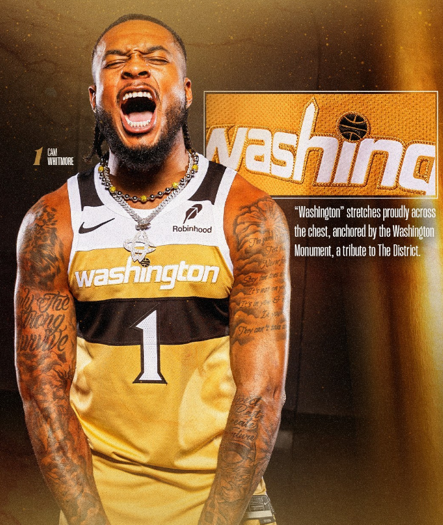 惠特摩尔首秀10分1帽，杰伦格林缺阵引关注，火箭迎双喜