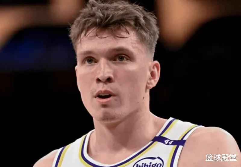 湖人126-116力克勇士：季前赛3大亮点与1个隐忧