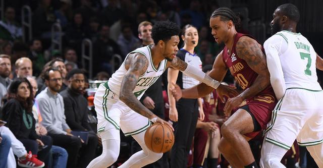 西蒙斯谈与马祖拉教练关系：场下建立默契，场上助力表现