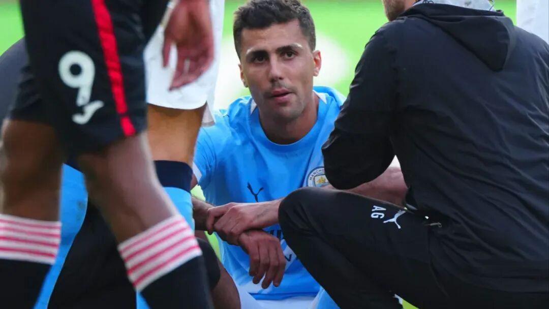 曼城1300万欧放走佩罗内成隐患？罗德里替补难题待解