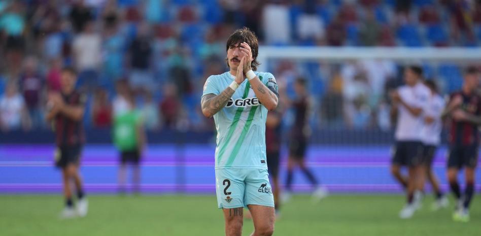 贝莱林：贝蒂斯目标西甲前四，伊斯科复出后实力将再升级