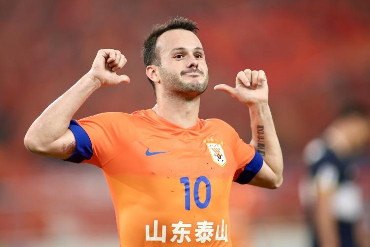 中超金靴热门瓦科或离队？泰山队外援调整计划曝光