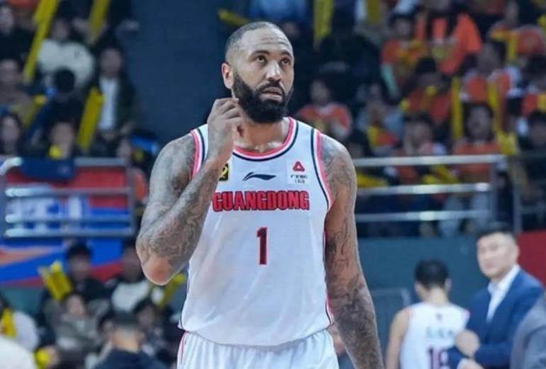 篮协重拳出击：吉伦沃特禁赛三月，广东队遭3.6万罚款