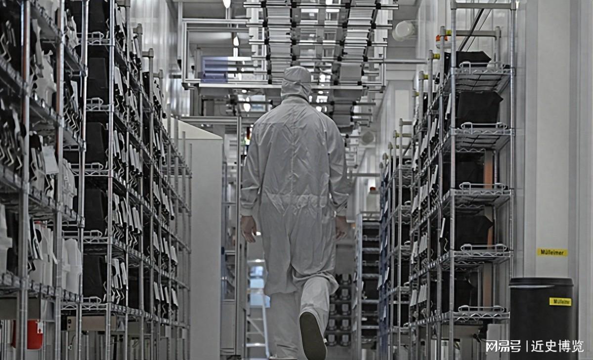 荷兰对中企半导体企业实施封杀令，中方强硬回应引关注